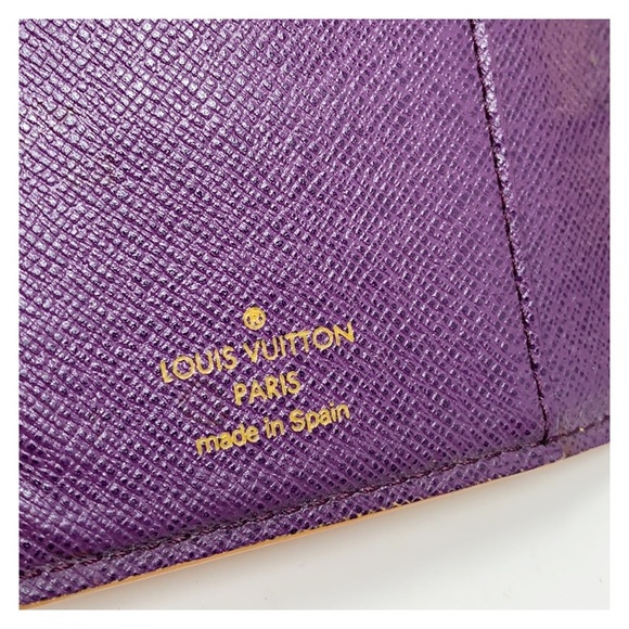 Authentic Louis Vuitton Epi Wallet - Picture 8 of 12